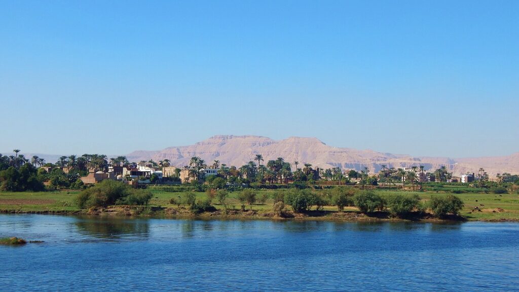 Luxor Nile view by day